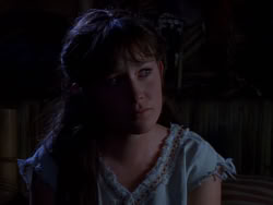 extant_XenaWarriorPrincess_1x01-SinsOfThePast_01241