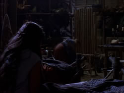 extant_XenaWarriorPrincess_1x01-SinsOfThePast_01244