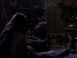 extant_XenaWarriorPrincess_1x01-SinsOfThePast_01245