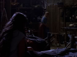 extant_XenaWarriorPrincess_1x01-SinsOfThePast_01247