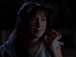 extant_XenaWarriorPrincess_1x01-SinsOfThePast_01250