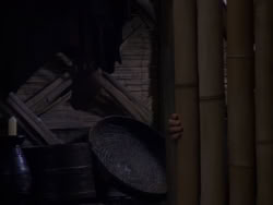extant_XenaWarriorPrincess_1x01-SinsOfThePast_01264