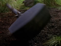 extant_XenaWarriorPrincess_1x01-SinsOfThePast_01400