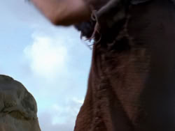 extant_XenaWarriorPrincess_1x01-SinsOfThePast_01402