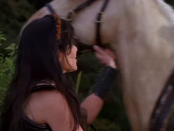 extant_XenaWarriorPrincess_1x01-SinsOfThePast_01424