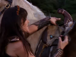 extant_XenaWarriorPrincess_1x01-SinsOfThePast_01427