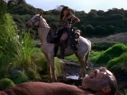 extant_XenaWarriorPrincess_1x01-SinsOfThePast_01441
