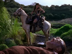 extant_XenaWarriorPrincess_1x01-SinsOfThePast_01443