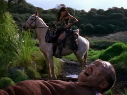 extant_XenaWarriorPrincess_1x01-SinsOfThePast_01444