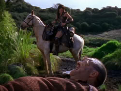 extant_XenaWarriorPrincess_1x01-SinsOfThePast_01446