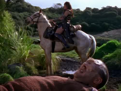extant_XenaWarriorPrincess_1x01-SinsOfThePast_01450
