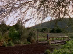 extant_XenaWarriorPrincess_1x01-SinsOfThePast_01506