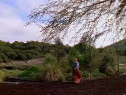 extant_XenaWarriorPrincess_1x01-SinsOfThePast_01511