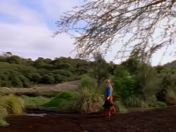 extant_XenaWarriorPrincess_1x01-SinsOfThePast_01512