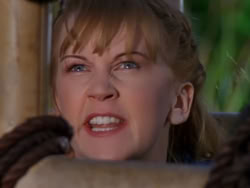 extant_XenaWarriorPrincess_1x01-SinsOfThePast_01538