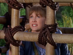 extant_XenaWarriorPrincess_1x01-SinsOfThePast_01547