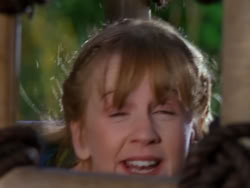 extant_XenaWarriorPrincess_1x01-SinsOfThePast_01561