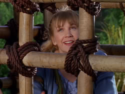 extant_XenaWarriorPrincess_1x01-SinsOfThePast_01570