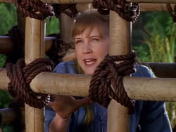 extant_XenaWarriorPrincess_1x01-SinsOfThePast_01573