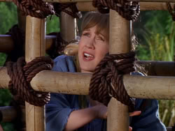 extant_XenaWarriorPrincess_1x01-SinsOfThePast_01577