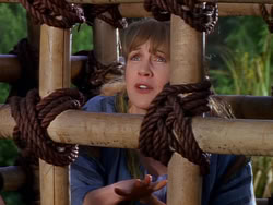 extant_XenaWarriorPrincess_1x01-SinsOfThePast_01578