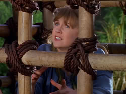 extant_XenaWarriorPrincess_1x01-SinsOfThePast_01579