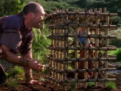 extant_XenaWarriorPrincess_1x01-SinsOfThePast_01586