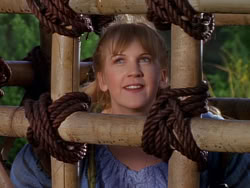 extant_XenaWarriorPrincess_1x01-SinsOfThePast_01615