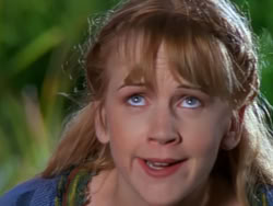 extant_XenaWarriorPrincess_1x01-SinsOfThePast_01635