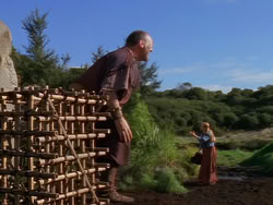 extant_XenaWarriorPrincess_1x01-SinsOfThePast_01643