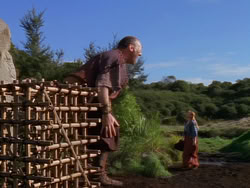 extant_XenaWarriorPrincess_1x01-SinsOfThePast_01644