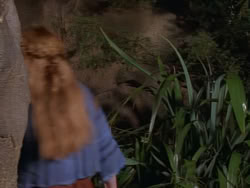 extant_XenaWarriorPrincess_1x01-SinsOfThePast_01657