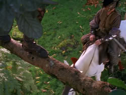 extant_XenaWarriorPrincess_1x01-SinsOfThePast_01726