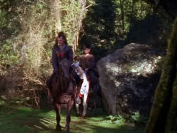 extant_XenaWarriorPrincess_1x01-SinsOfThePast_01737