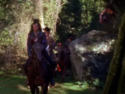 extant_XenaWarriorPrincess_1x01-SinsOfThePast_01740