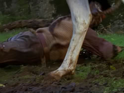 extant_XenaWarriorPrincess_1x01-SinsOfThePast_01756