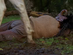 extant_XenaWarriorPrincess_1x01-SinsOfThePast_01757