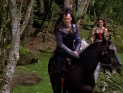 extant_XenaWarriorPrincess_1x01-SinsOfThePast_01766