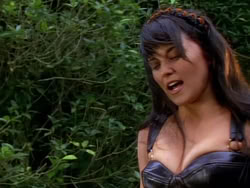 extant_XenaWarriorPrincess_1x01-SinsOfThePast_01797
