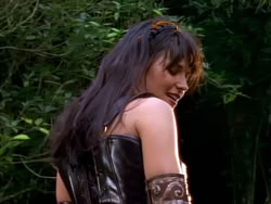 extant_XenaWarriorPrincess_1x01-SinsOfThePast_01801