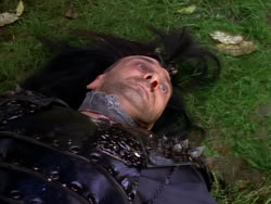 extant_XenaWarriorPrincess_1x01-SinsOfThePast_01803