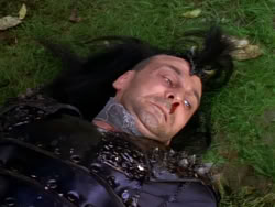 extant_XenaWarriorPrincess_1x01-SinsOfThePast_01809
