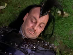 extant_XenaWarriorPrincess_1x01-SinsOfThePast_01811