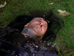 extant_XenaWarriorPrincess_1x01-SinsOfThePast_01814