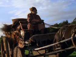 extant_XenaWarriorPrincess_1x01-SinsOfThePast_01839