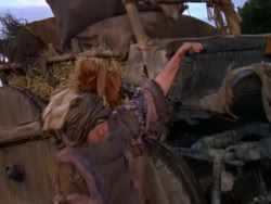 extant_XenaWarriorPrincess_1x01-SinsOfThePast_01858