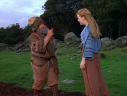 extant_XenaWarriorPrincess_1x01-SinsOfThePast_01897
