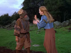 extant_XenaWarriorPrincess_1x01-SinsOfThePast_01904