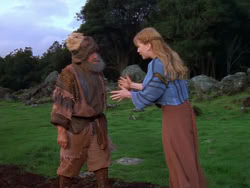 extant_XenaWarriorPrincess_1x01-SinsOfThePast_01906