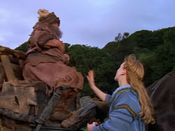 extant_XenaWarriorPrincess_1x01-SinsOfThePast_01972